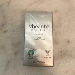Vbeaute Pure Facial Oil- Brand NEW and sealed.